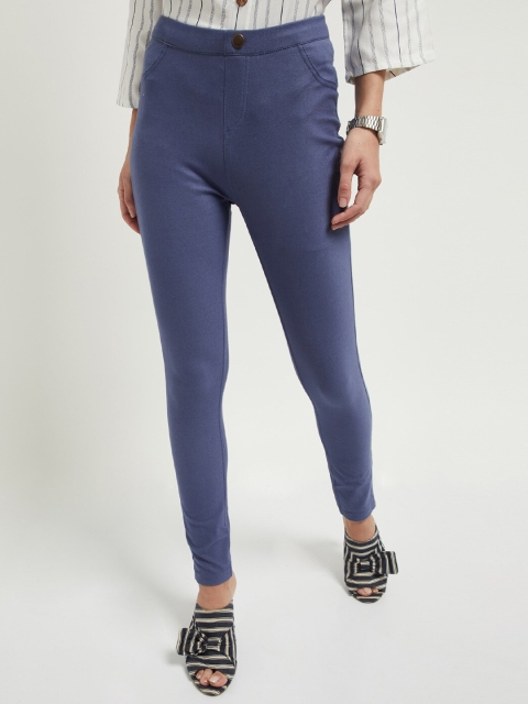 

max Women Blue Solid Jeggings