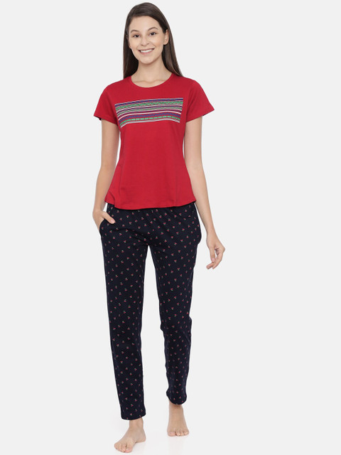 

Curare Women Red & Black Printed Night Suit