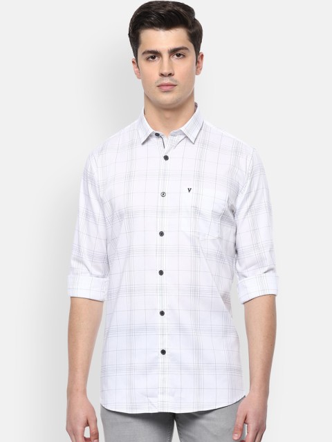 

Van Heusen Sport Men White & Black Slim Fit Checked Casual Shirt