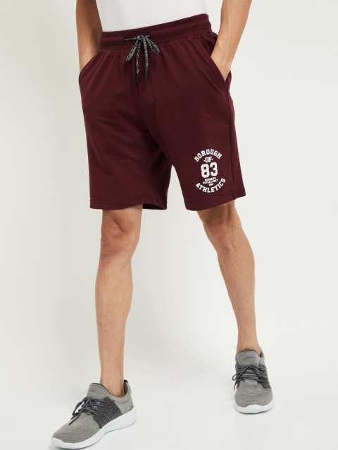 

max Men Maroon Solid Regular Fit Regular Shorts