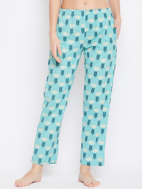 

Clovia Women Blue & White Printed Lounge Pants