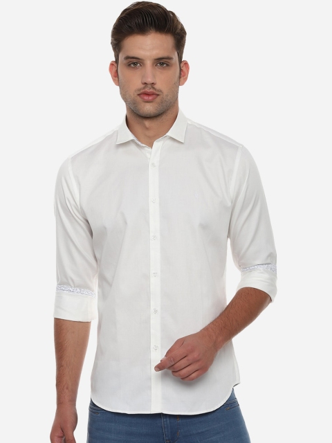 

V Dot Men White Slim Fit Solid Casual Shirt