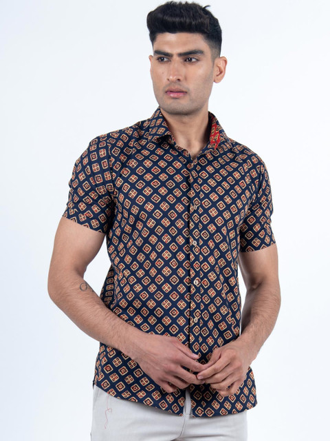 

Tistabene Men Navy Blue Regular Fit Printed Cotton Casual Shirt