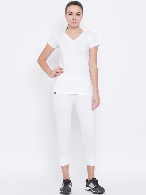 

ALIZA Women White Solid T-shirt with Capris