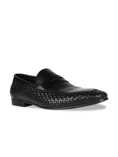 

Regal Men Black Textured Leather Formal Loafers