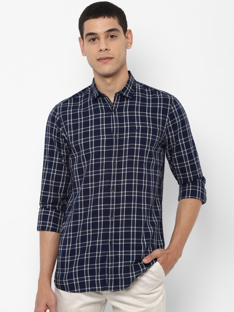 

Solly Jeans Co. Men Navy Blue Regular Fit Checked Casual Shirt