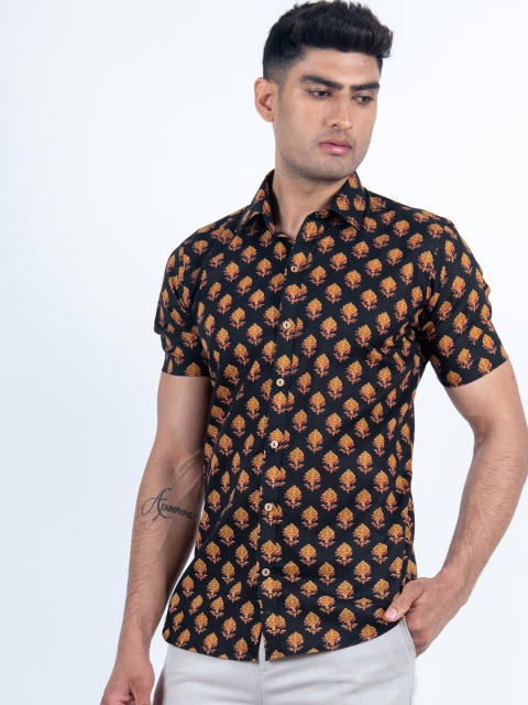

Tistabene Men Black Regular Fit Printed Casual Shirt