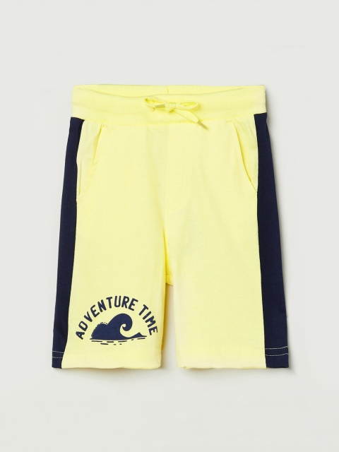 

max Boys Yellow Colourblocked Regular Fit Cotton Shorts