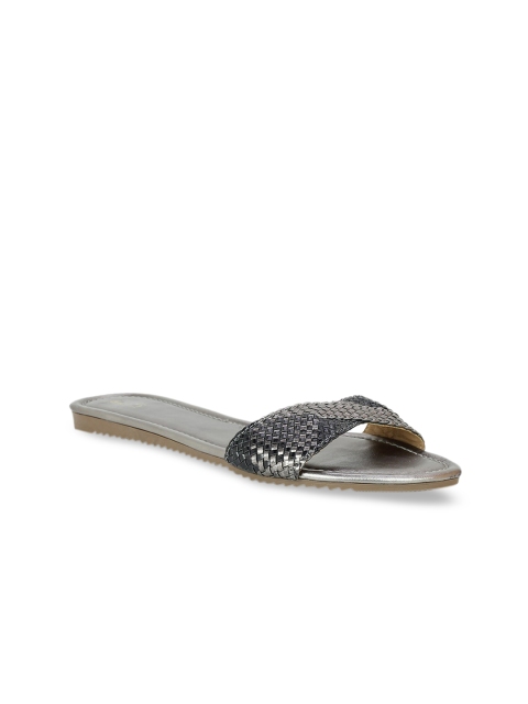 

Inc 5 Women Black Woven Design Open Toe Flats