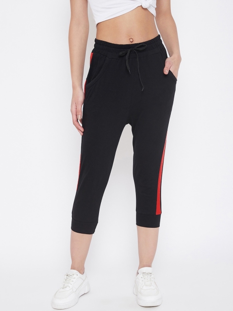 

Crease & Clips Women Black Solid Three-Fourth Length Joggers