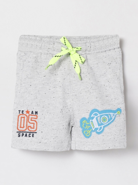 

max Boys Grey Printed Regular Shorts