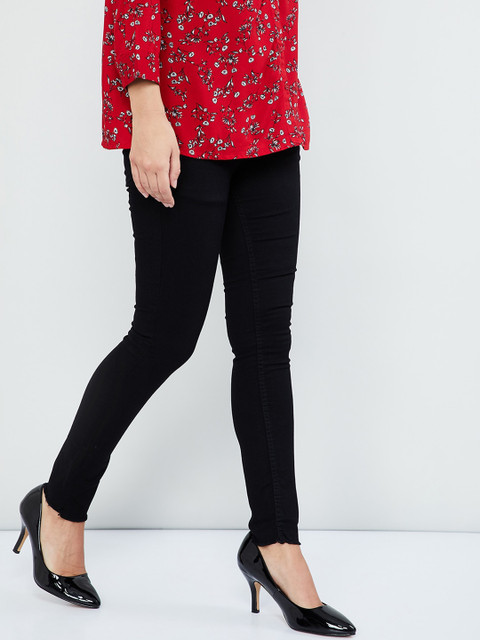 

max Women Black Skinny Fit Mid-Rise Clean Look Stretchable Jeans
