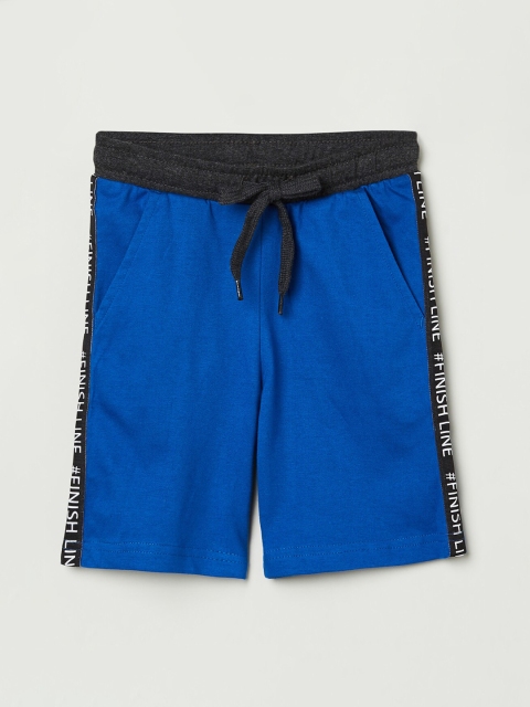 

max Boys Blue Solid Regular Shorts