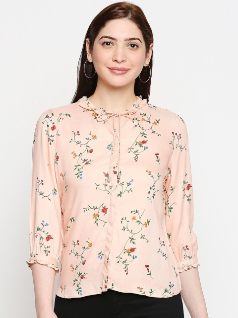 

Kraus Jeans Women Peach-Coloured Regular Fit Printed Casual Shirt