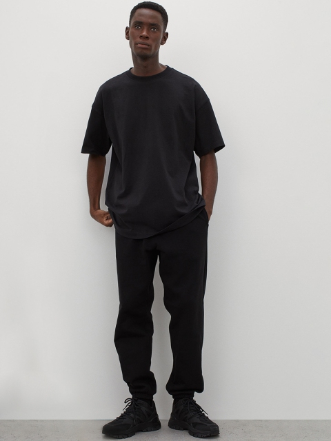 

H&M Men Black Cotton Joggers