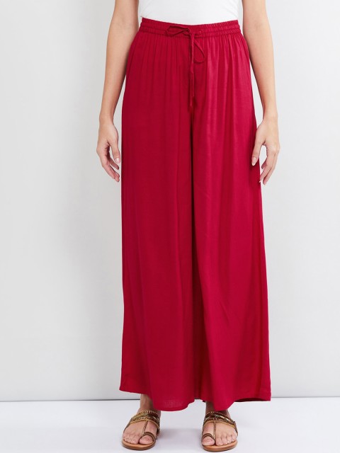 

max Women Pink Solid Flared Palazzos