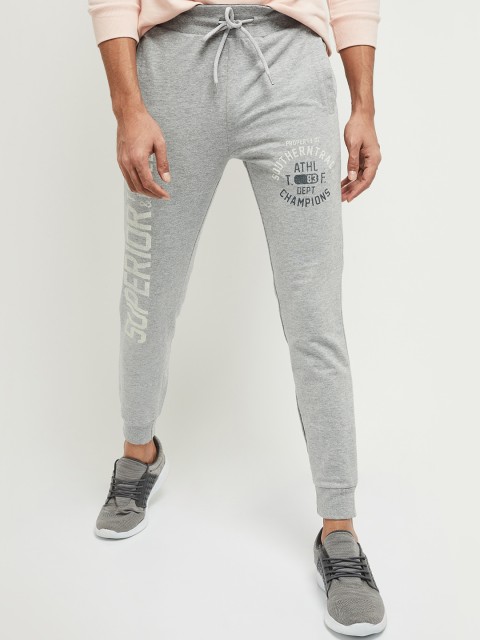 

max Men Grey Melange & White Printed Joggers