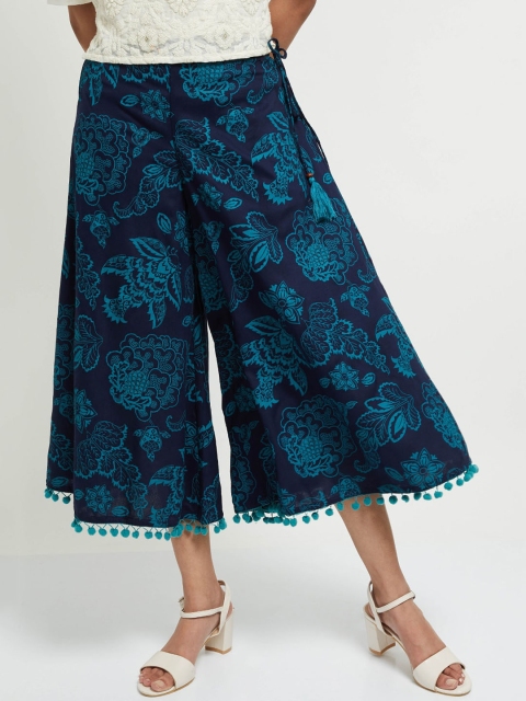 

max Women Navy Blue Floral Printed Flared Cropped Palazzos