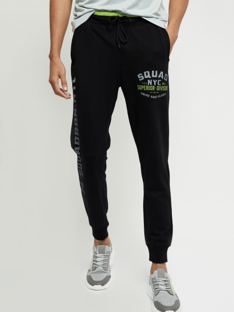 

max Men Black & Grey Solid Joggers