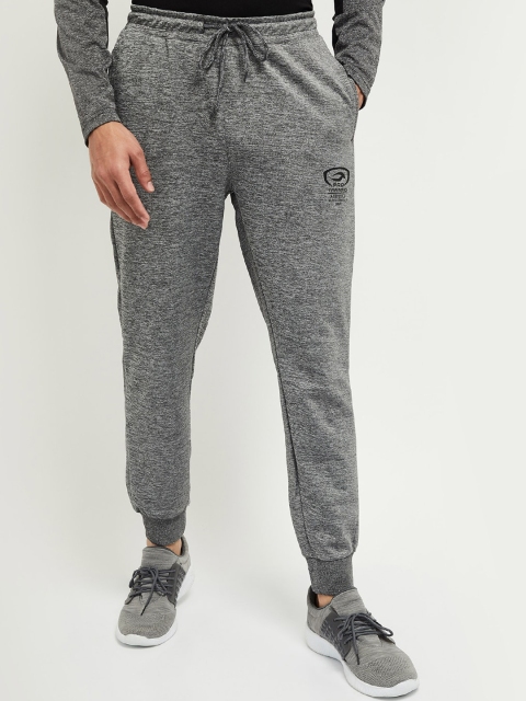 

max Men Grey Solid Joggers
