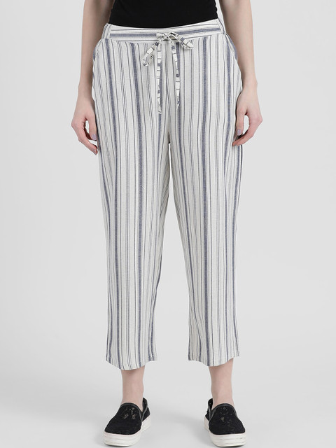 

Zink London Women Off-White & Grey Regular Fit Striped Culottes