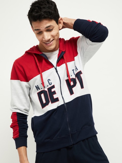 

max Men Red Colourblocked Sweatshirt