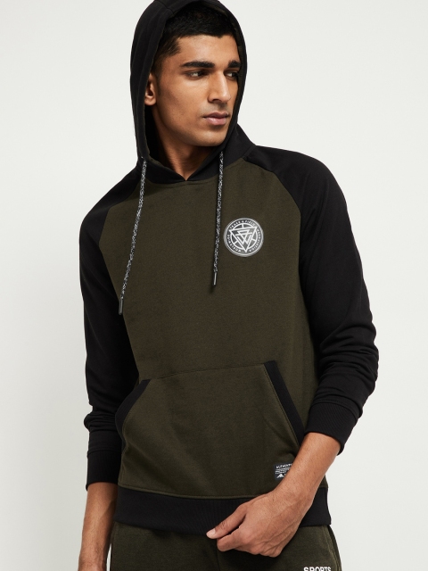 

max Men Olive Green & Black Colourblocked Hooded Sweatshirt