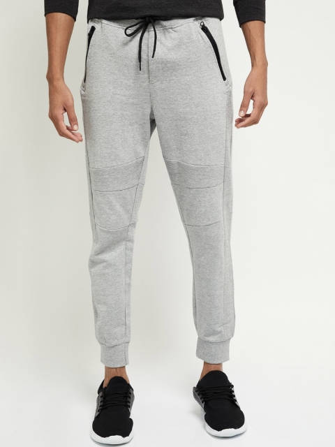 

max Men Grey Solid Joggers