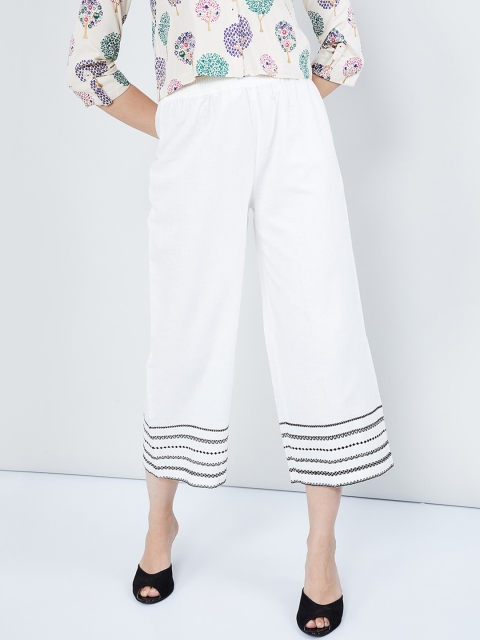 max Women White & Black Striped Straight Palazzos