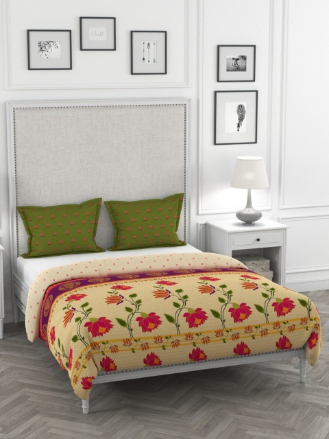 

Portico New York Yellow & Red Printed Super King Bed Cover Set