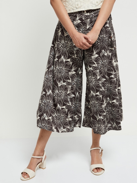 

max Women Charcoal Black & White Printed Cropped Flared Cropped Palazzos