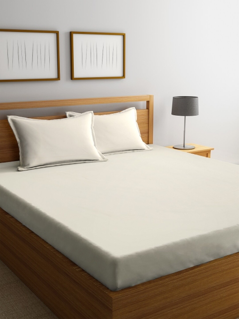 BOMBAY DYEING Cream-Coloured Solid 400 TC Cotton 1 King Bedsheet with 2 Pillow Covers