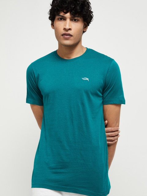 

max Men Green Solid Round Neck T-shirt