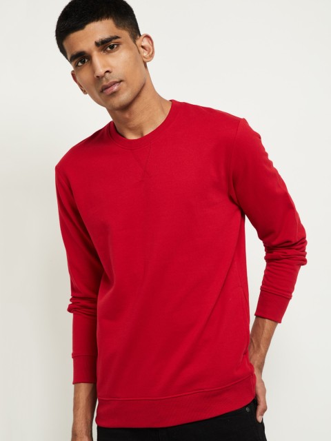 

max Men Red Solid Sweatshirt