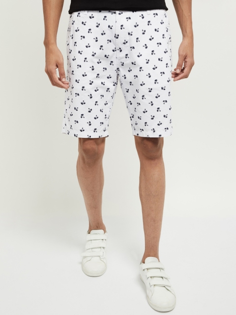 

max Men White Printed Regular Fit Shorts