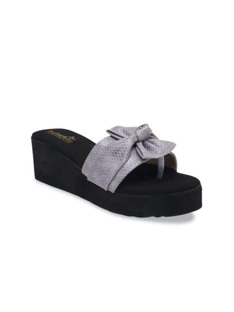 

Butterflies Women Grey & Mauve Textured Wedges