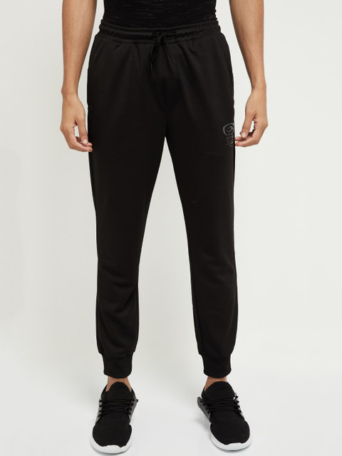 

max Men Black Solid Joggers