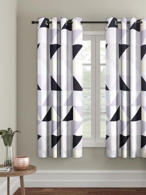 

Cortina White & Black Single Black Out Window Curtain
