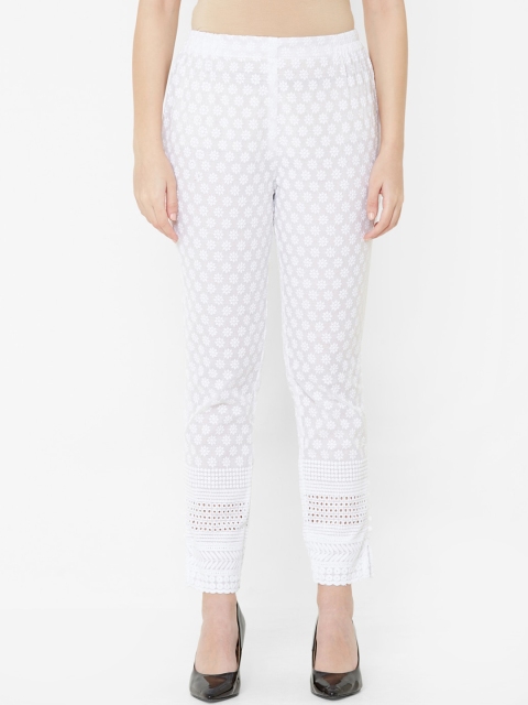 

Juliet Women White Regular Fit Printed Joggers