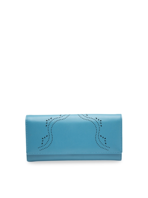 

Butterflies Women Turquoise Blue Textured Envelope