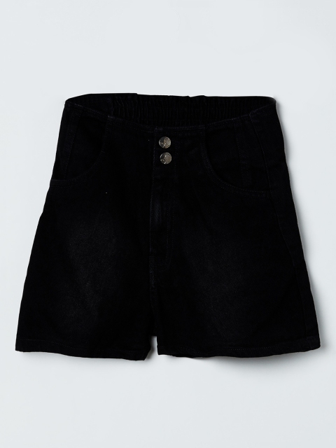 

max Girls Black Solid Regular Fit Denim Shorts