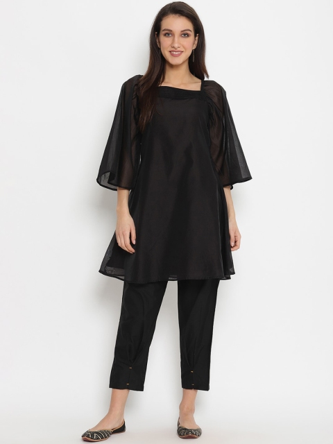 

Abhishti Women Black Solid A-Line Kurta