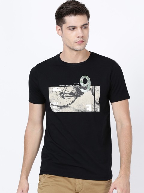 

t-base Men Black Printed Round Neck T-shirt