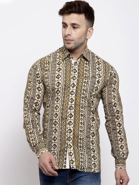 

Wintage Men Beige Tailored Fit Printed Casual Shirt