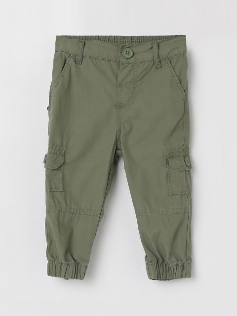 

max Boys Green Regular Fit Solid Cargos