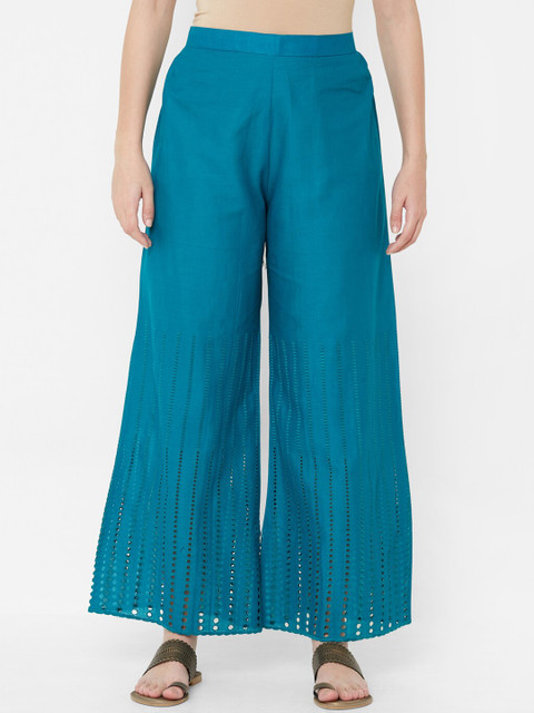 

Juliet Women Green Regular Fit Solid Parallel Trousers