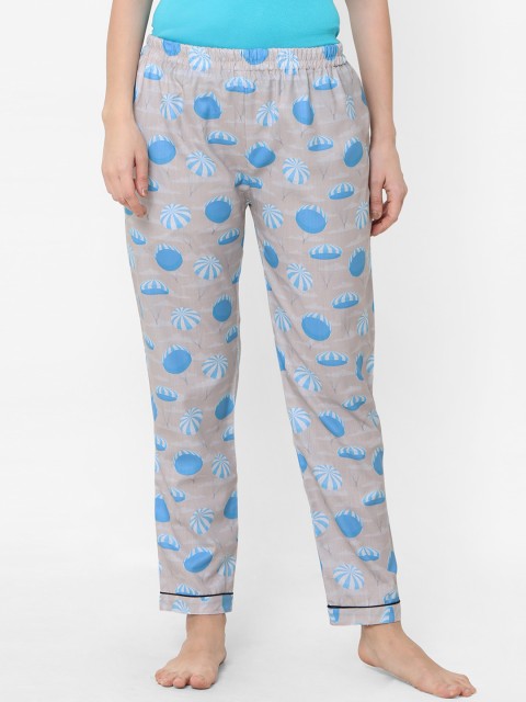 

FashionRack Women Cream Printed Pyjamas