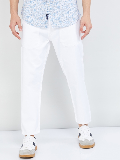 

max Men White Regular Fit Mid-Rise Clean Look Stretchable Jeans