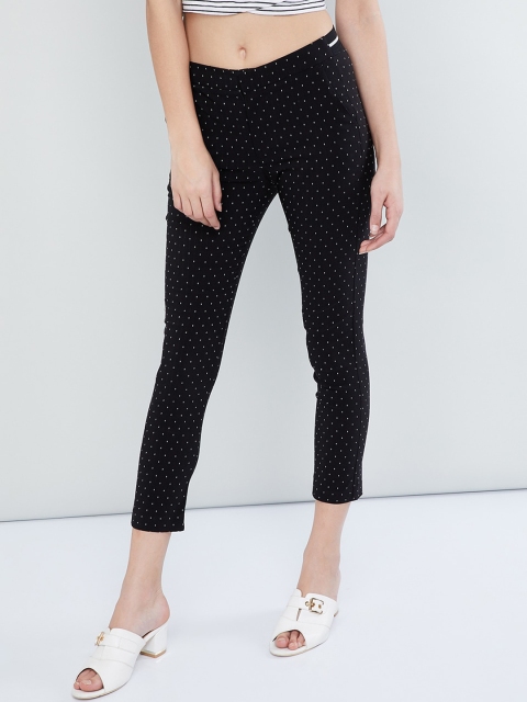 

max Women Black Skinny Fit Printed Regular Trousers