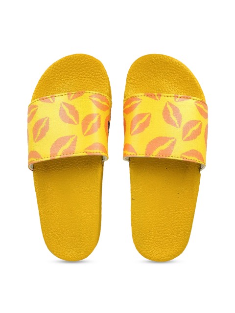 

Pampy Angel Women Yellow & Purple Printed Sliders